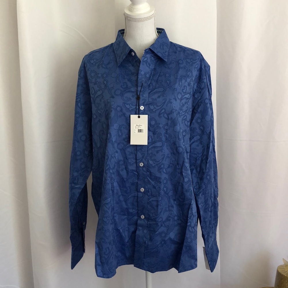 **SOLD** Robert graham men’s button down